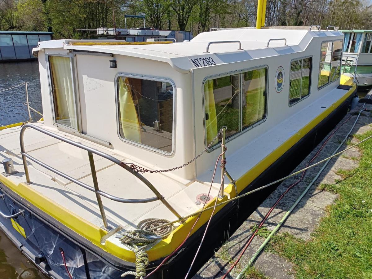 Ille Flottante, Maison Eclusiere Et Hebergements Insolites Sur Le Canal Hédé Exterior foto